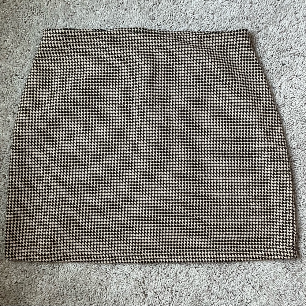 SHEIN Houndstooth Skirt